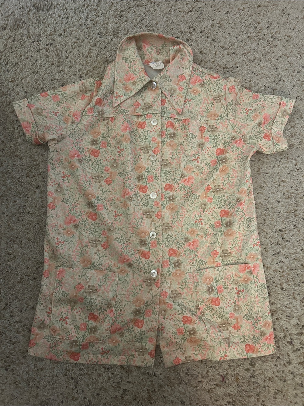 VINTAGE Floral Women's Button-up